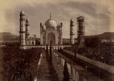 奥兰加巴德奥朗泽贝妻子之墓 作者 Lala Deen Dayal