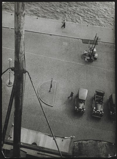 斯德哥尔摩，约1930年（明胶银版画） 作者 拉斯洛·莫霍利·纳吉（Laszlo Moholy Nagy）