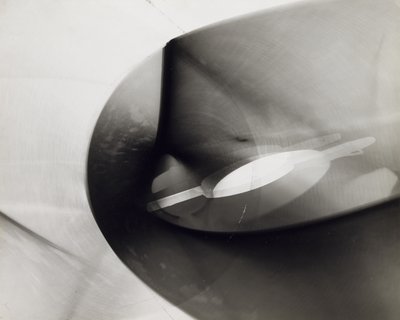无标题 作者 拉斯洛·莫霍利·纳吉（Laszlo Moholy Nagy）