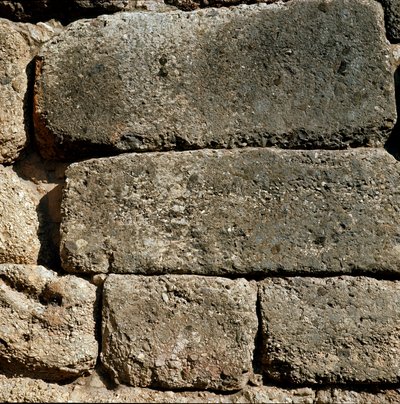 狮门附近的城墙：希腊伯罗奔尼撒半岛（公元前 1500-1100 年）迈锡尼古城遗址 作者 晚期晚期迈锡尼