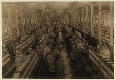 1911年，在密西西比州Magnolia Cotton Mills的纺纱室工作的孩子们 作者 刘易斯·威克斯·海恩