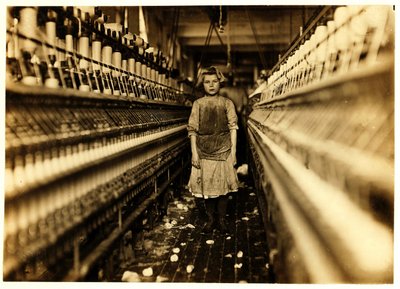 Spinner，Globe Cotton Mill，Augusta，Georgia，1909 作者 刘易斯·威克斯·海恩