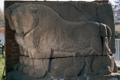 来自土耳其卡帕多西亚、赫梯文明、公元前 3 千年的库尔特佩 (Kanesh) 狮子的浅浮雕 作者 未知未知