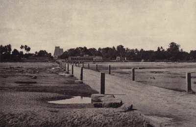 马都拉：1858 年 1 月至 2 月，维盖河与通往马都拉的堤道（照片） 作者 林奈牛肚
