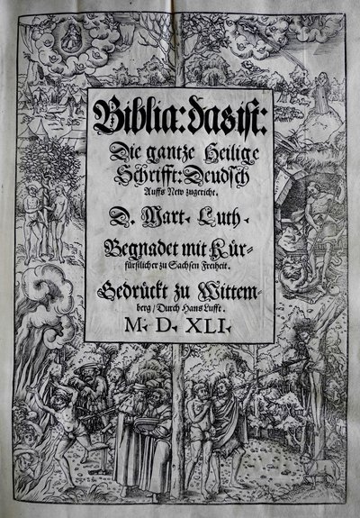 封面设计由马丁·路德（Martin Luther）设计的Biblia，1541年。 作者 卢卡斯·克拉纳赫（Lucas Cranach）