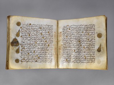 马格里比手稿的古兰经手稿，拉比·奥瓦尔（Rabi&39;al-Awwal）的遗迹，公元718年（公元1318年）（羊皮纸上的墨水，颜色和金色） 作者 摩洛哥学校