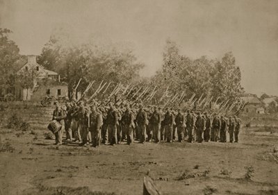 1861年至1865年，哈珀渡轮附近的步兵连 作者 马修·布雷迪