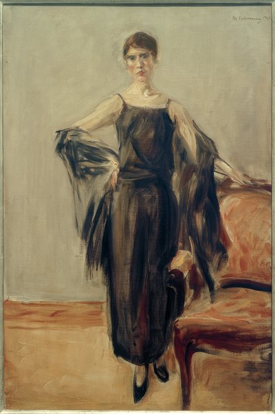 Genia Levine，站立 作者 马克斯·利伯曼