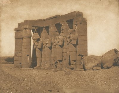 拉姆塞斯博物馆的巨像，1850年。 作者 马克西姆·杜营