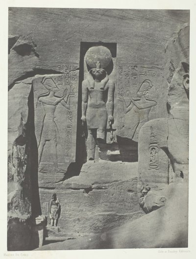 Ibsamboul，《努比亚Phre的Spéos入口处的雕塑》，184951，1852年印刷。 作者 马克西姆·杜营