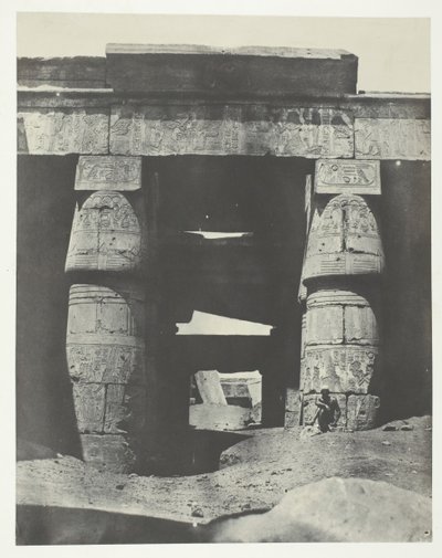 卡纳克，康斯神庙的门廊，底比斯，184951年，1852年印刷。 作者 马克西姆·杜营