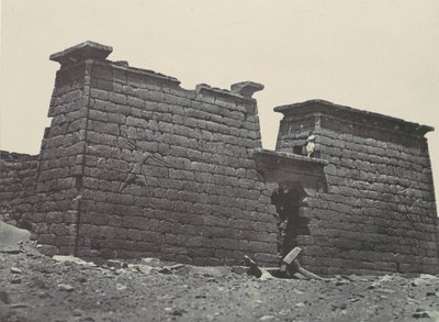 努比亚。塞布尔的赫米-斯佩奥斯。Pylons, 1850年。 作者 马克西姆·杜营