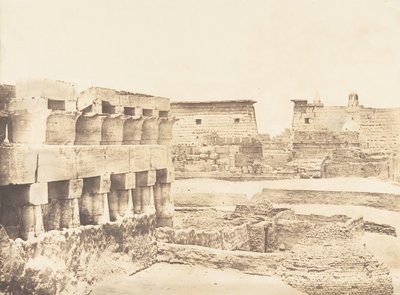 卢克索宫和村庄，南部监狱，底比斯，1849-50。 作者 马克西姆·杜营