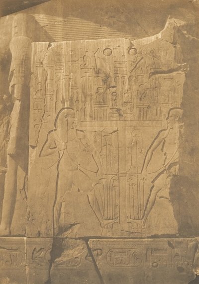 位于底比斯的阿梅诺菲斯三世单体巨像的座位 雕塑的细节，1849-50。 作者 马克西姆·杜营