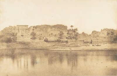 菲莱岛的概貌，从东面拍摄，1849-50。 作者 马克西姆·杜营