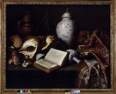 China vases, shells, antique bronzes, books and carpets (oil on canvas) 作者 梅菲伦（c.1630-1705）孔戴