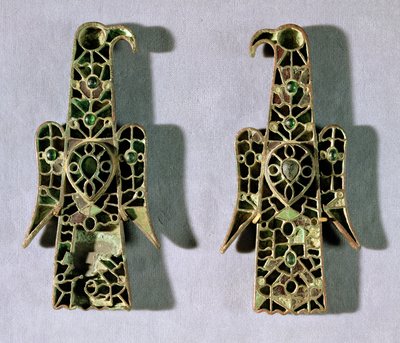 一对鹰形胸针（金属和珐琅） 作者 Merovingian