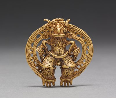 图吊坠，c。 1000-1550（铸金） 作者 中美洲中美洲