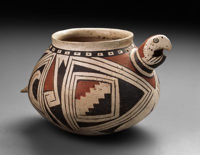 Mogollon金刚鹦鹉碗，Tardio时期，1300-50（带有彩色滑动涂料的陶器） 作者 墨西哥学校