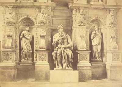 教皇朱利叶斯二世（1453-1513）墓，摩西与利亚和拉结的侧面细节 作者 Michelangelo Buonarroti