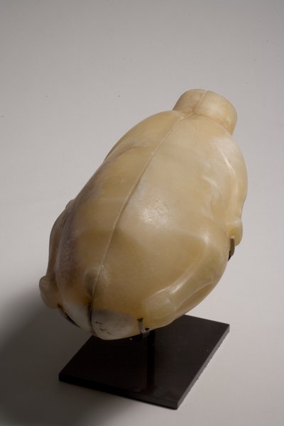 鸭子形式的两部分船（雪花石膏）（另见249013-15） 作者 Middle Kingdom Egyptian