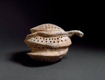Art egeen：蜂窝和蛇形陶瓷花瓶。 来自克诺索斯 (Knossos)。 公元前 1700-1450 年。 伊拉克利翁考古博物馆 作者 美浓