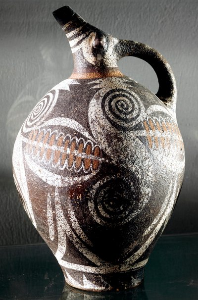 Minoan art: ceramic jug decoree of polychrome drawings. From Phaestos (Phaistos or Festo). Dim. 27 cm Archaeological Museum, Heraklion, Crete 作者 美浓