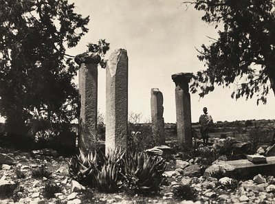 在法西斯时代建立一个帝国。阿克苏姆在科海托的遗迹，1936年5月9日（黑白照片）。 作者 莫迪斯蒂诺·巴尔迪内蒂