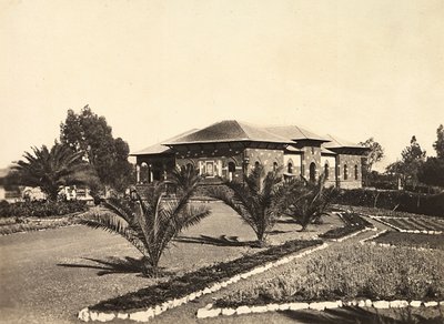在法西斯时代建立一个帝国。阿斯马拉的政府办公室，1936年5月9日（黑白照片）。 作者 莫迪斯蒂诺·巴尔迪内蒂