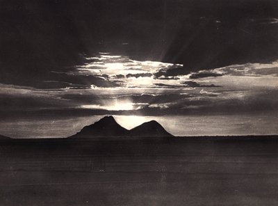 在法西斯时代建立一个帝国。阿布加梅尔山，1936年5月9日（黑白照片）。 作者 莫迪斯蒂诺·巴尔迪内蒂