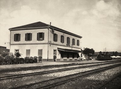 Building an Empire in the Fascist age: Railway station of Asmara, 09/05/1936 (b/w photo) 作者 莫迪斯蒂诺·巴尔迪内蒂