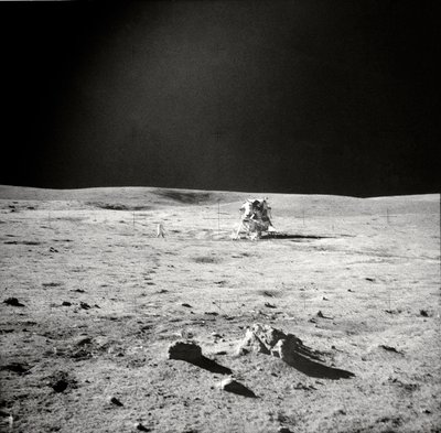 阿波罗14号--美国宇航局，1971年。 作者 NASA图片