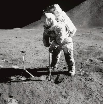 阿波罗15号--美国宇航局，1971年。 作者 NASA图片