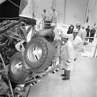 阿波罗16号--美国宇航局，1971年。 作者 NASA图片