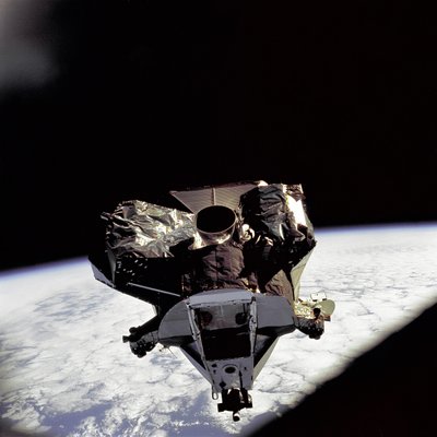 阿波罗9号--美国宇航局，1969年。 作者 NASA图片