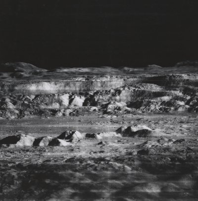 哥白尼火山口的特写，24434。 作者 NASA图片