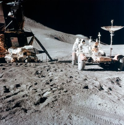 詹姆斯·欧文（James Irwin）1930-1991年，1971年阿波罗（Apollo 15）期间使用月球漫游车。 作者 NASA图片