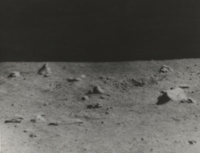 [测量者五号拍摄的月球表面]，1967年。 作者 NASA图片