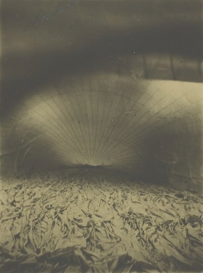 Le Géant Inflating的内部，1863年。 作者 纳达尔