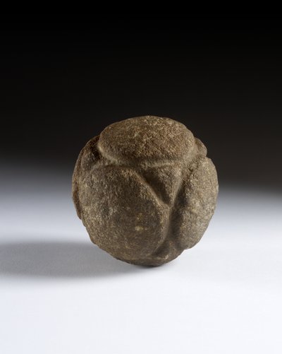 雕刻球，新石器时代晚期，苏格兰，c.3750-2000 BC 作者 新石器时代