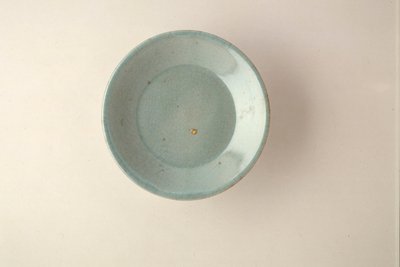 罕见的如ya浅盘（陶瓷）（另请参见466676） 作者 北宋中文学校