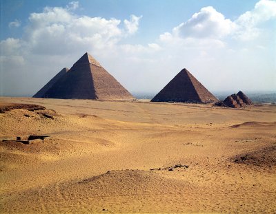 Cheops，Chephren和Mycerinus金字塔的看法 作者 Old Kingdom Egyptian