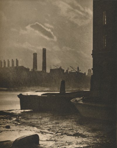 老皇后乐队（The Queen Queenthethe），曾经是伦敦港的主要船坞，建于1935年。 作者 帕特森