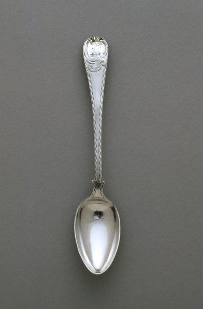 茶匙c。 1765-1790（银） 作者 保罗·里维尔