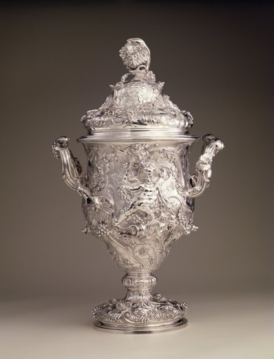 两把杯子和盖子，1742-43 作者 保罗·德·拉梅里