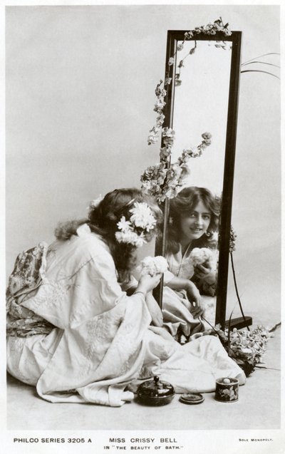 克里斯西·贝尔（Crissy Bell），英国女演员，摄于c1900年代。 作者 飞歌出版公司