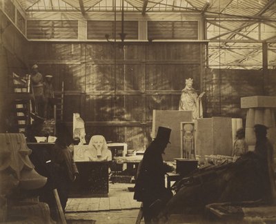 [储藏室与工匠和石膏模型，水晶宫]，1852年。 作者 菲利普·亨利·德拉莫特