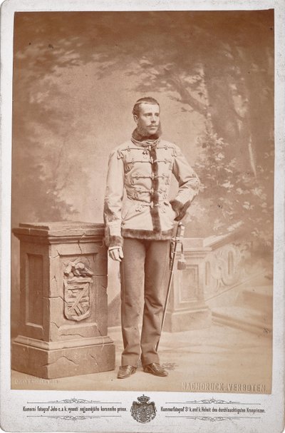 鲁道夫，奥地利王储1858-1889，约1880-1885。 作者 摄影工作室 CK Dvorni 布拉格。