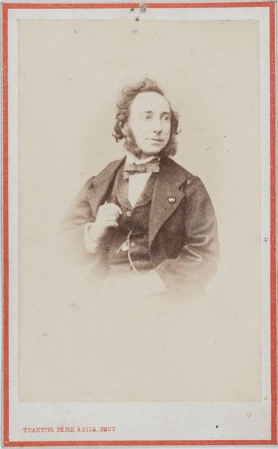 小提琴家和作曲家卡米洛-西沃里1815-1894年的肖像。 作者 摄影工作室 Trantoul Père 和 Fils。
