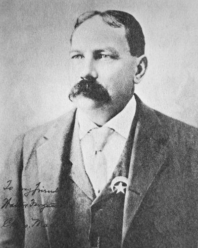 克里斯-马德森（1851-1944）（黑白照片）。 作者 美国摄影师